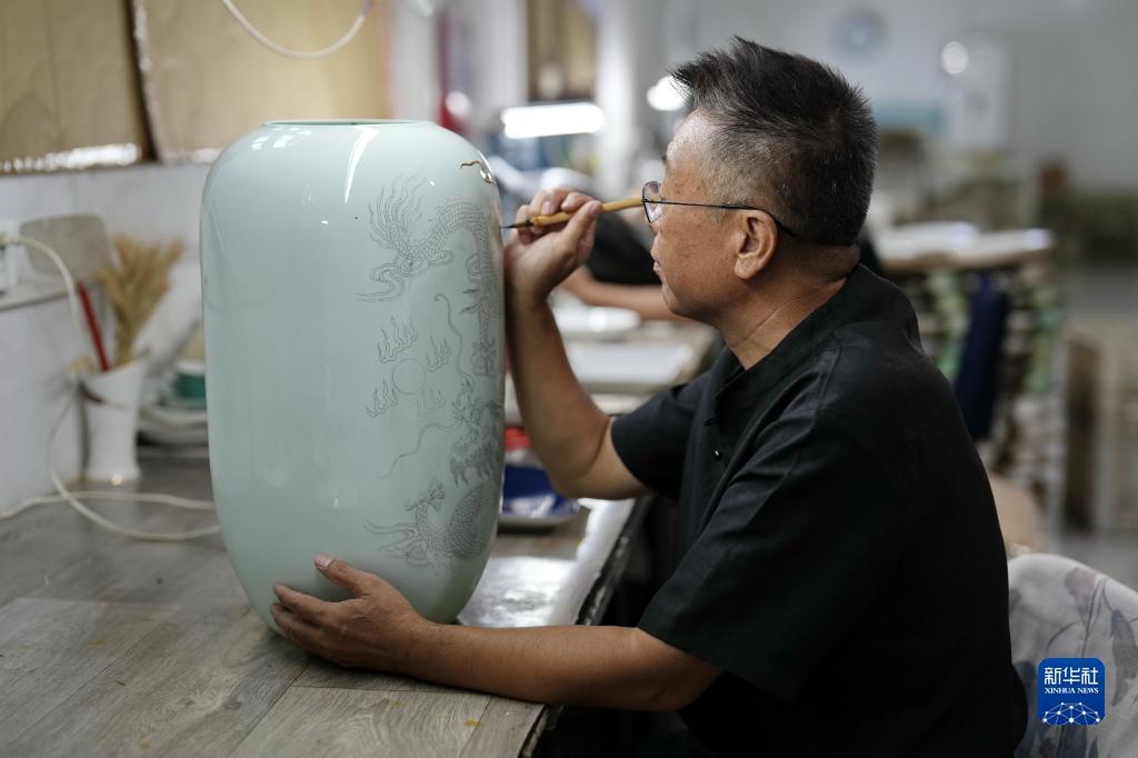冰球突破怎么玩容易赢